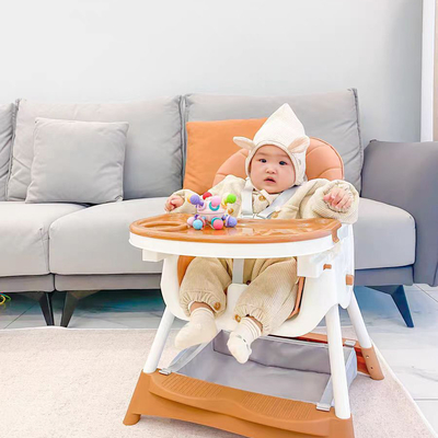 Chaise réglable pour nourrir les bébés