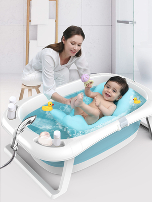 Une baignoire pour bébé en plastique pliable sans BPA, une baignoire pour enfant confortable