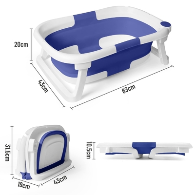 Une baignoire en plastique pliable avec coussin