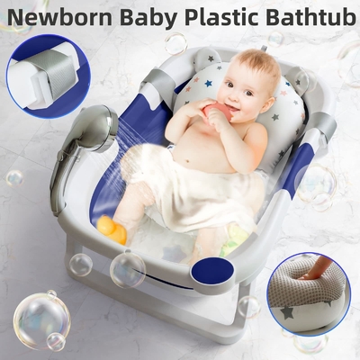 Une baignoire en plastique pliable avec coussin