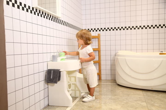 Logo personnalisable facile à utiliserEau de bain pour enfants avec piédestal